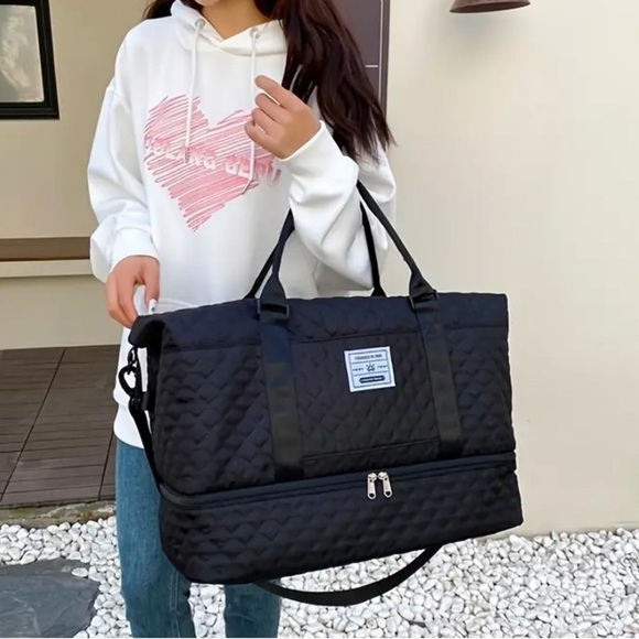 Large Lightweight Water Resistant Travel Zipper Duffel Luggage Bag, NWOT - Picture 10 of 17